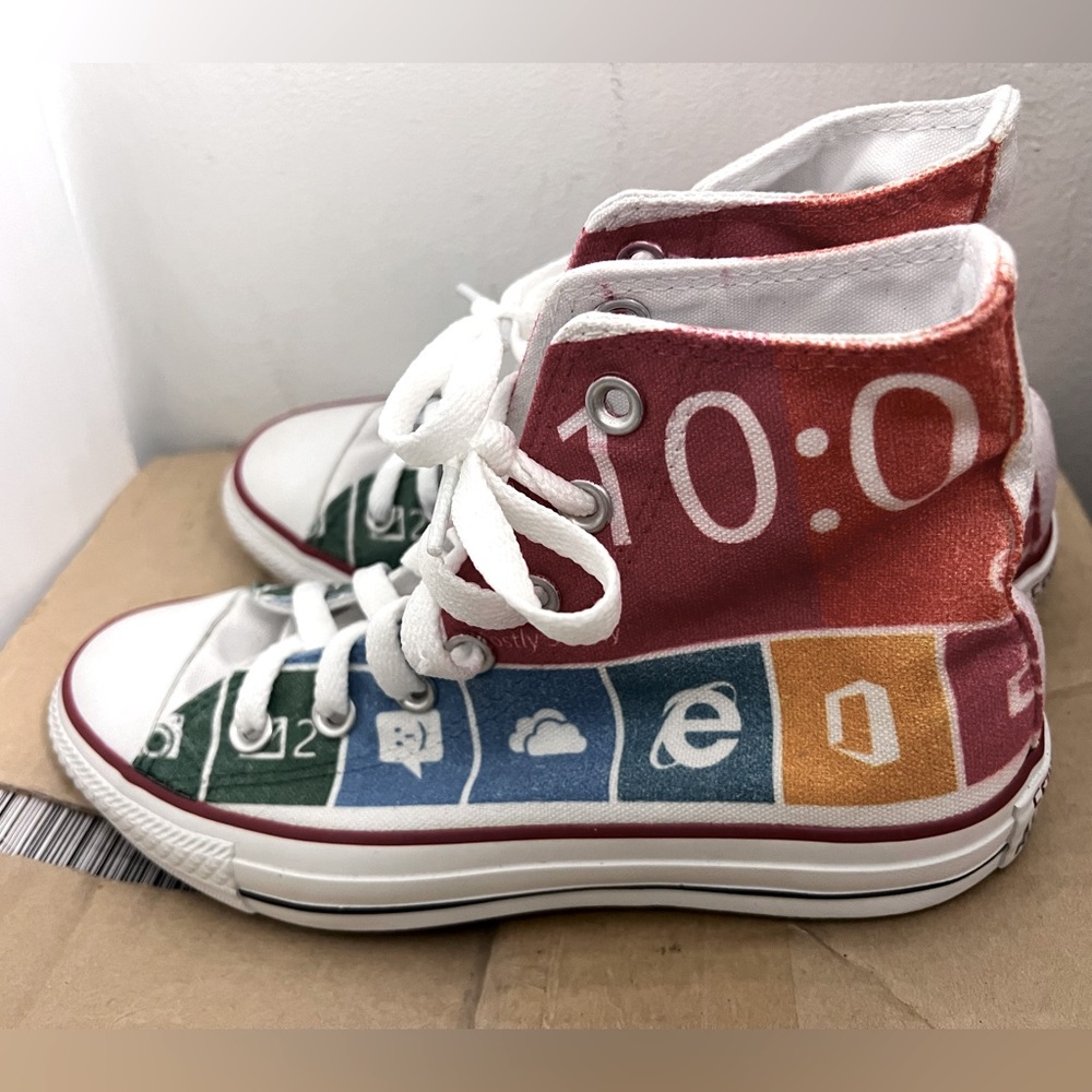 SUPER RARE Microsoft Windows Converse Chuck Taylor Hi-Top Sneakers